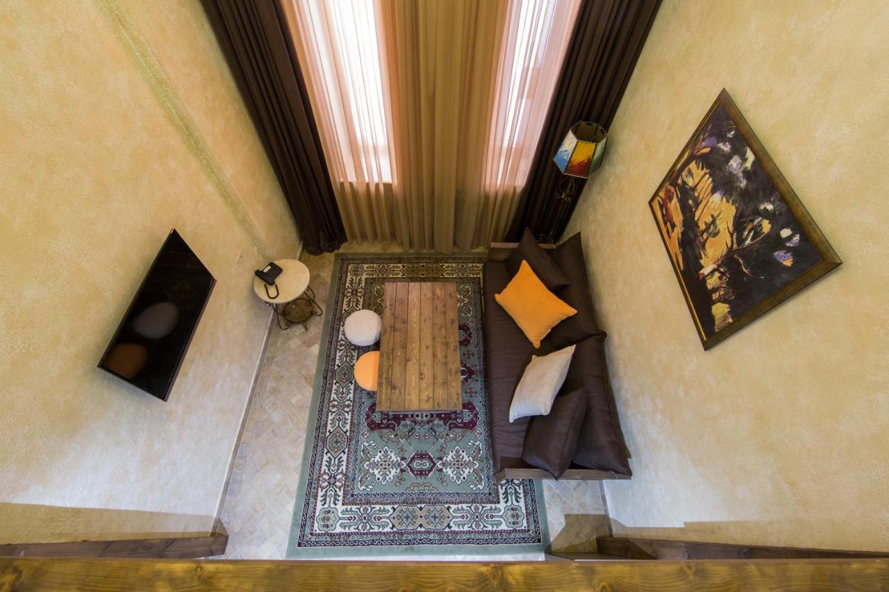 Caucasus Hotel Kasagh Esterno foto A living room in a typical apartment