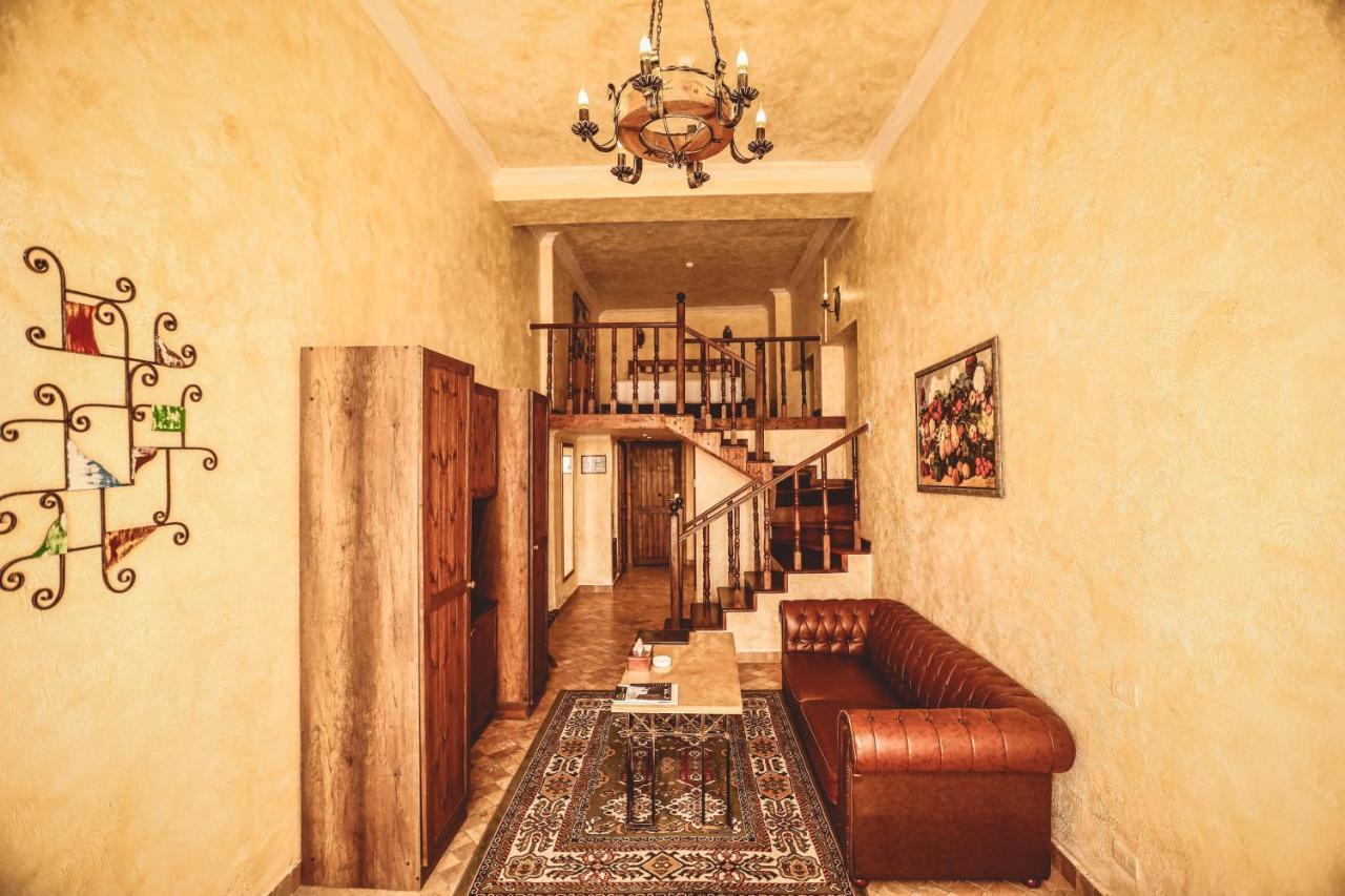 Caucasus Hotel Kasagh Esterno foto Interior of the hotel