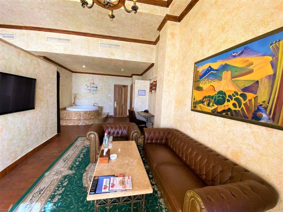 Caucasus Hotel Kasagh Esterno foto