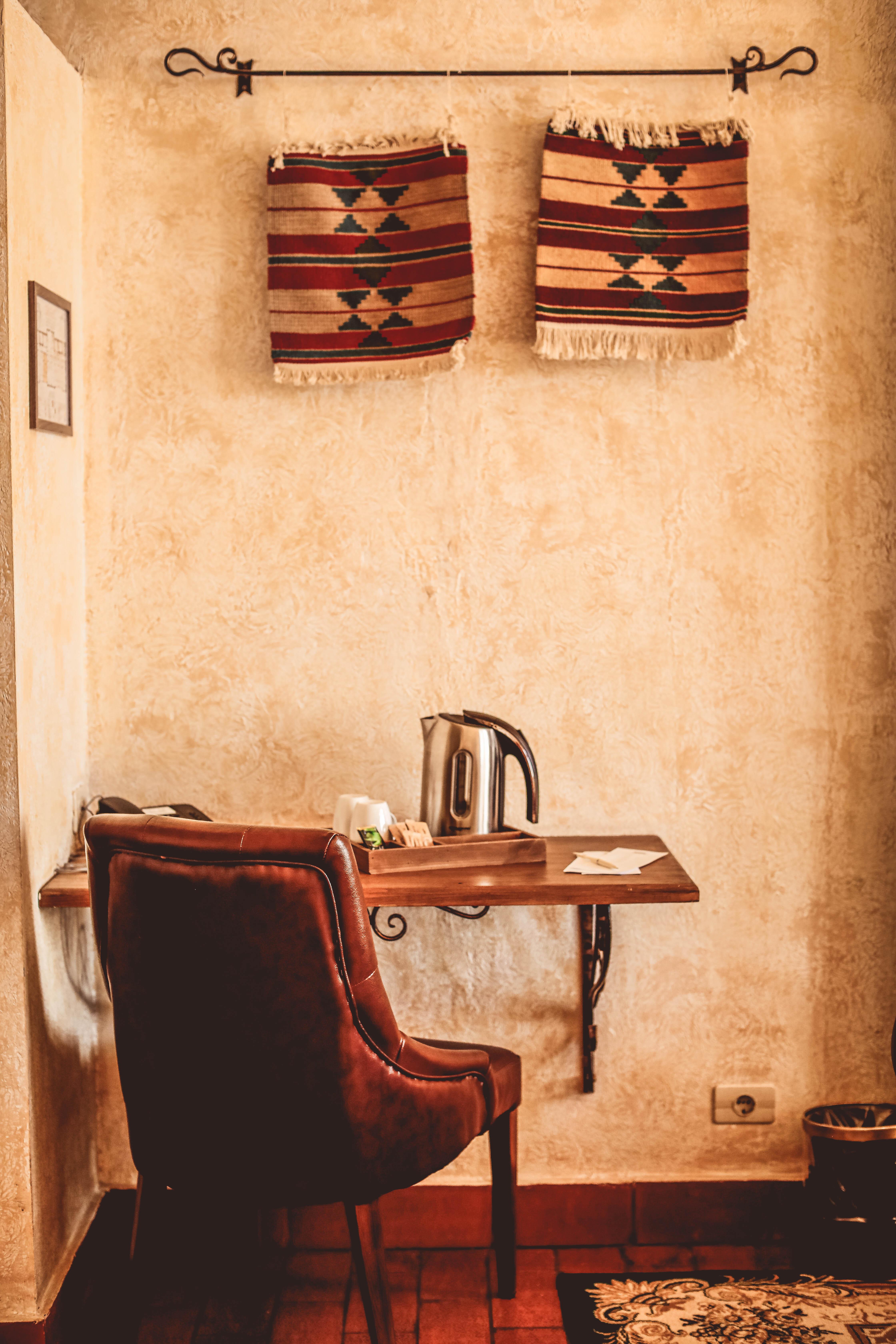 Caucasus Hotel Kasagh Esterno foto A kettle on a table