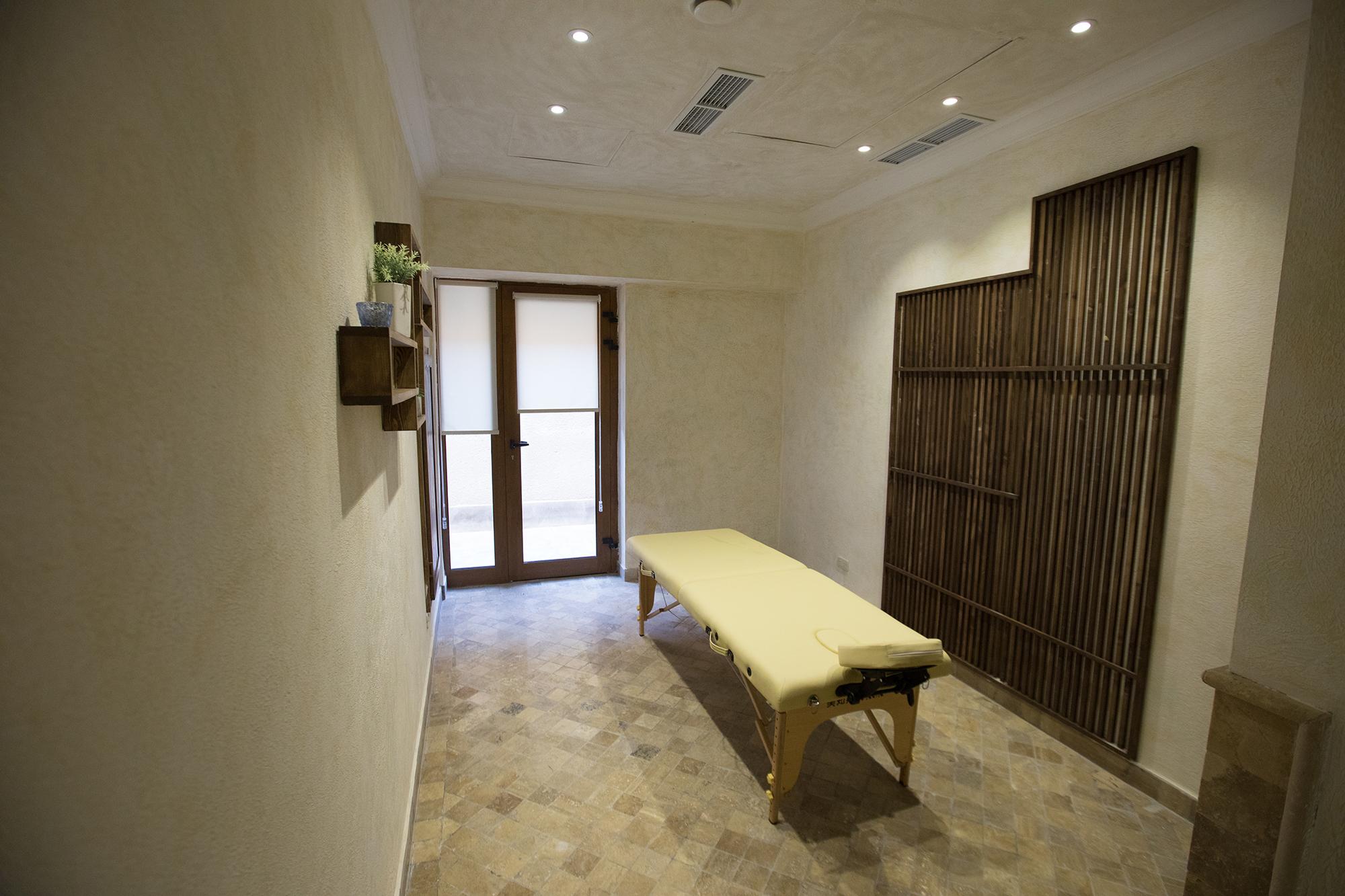 Caucasus Hotel Kasagh Esterno foto A treatment room at a spa
