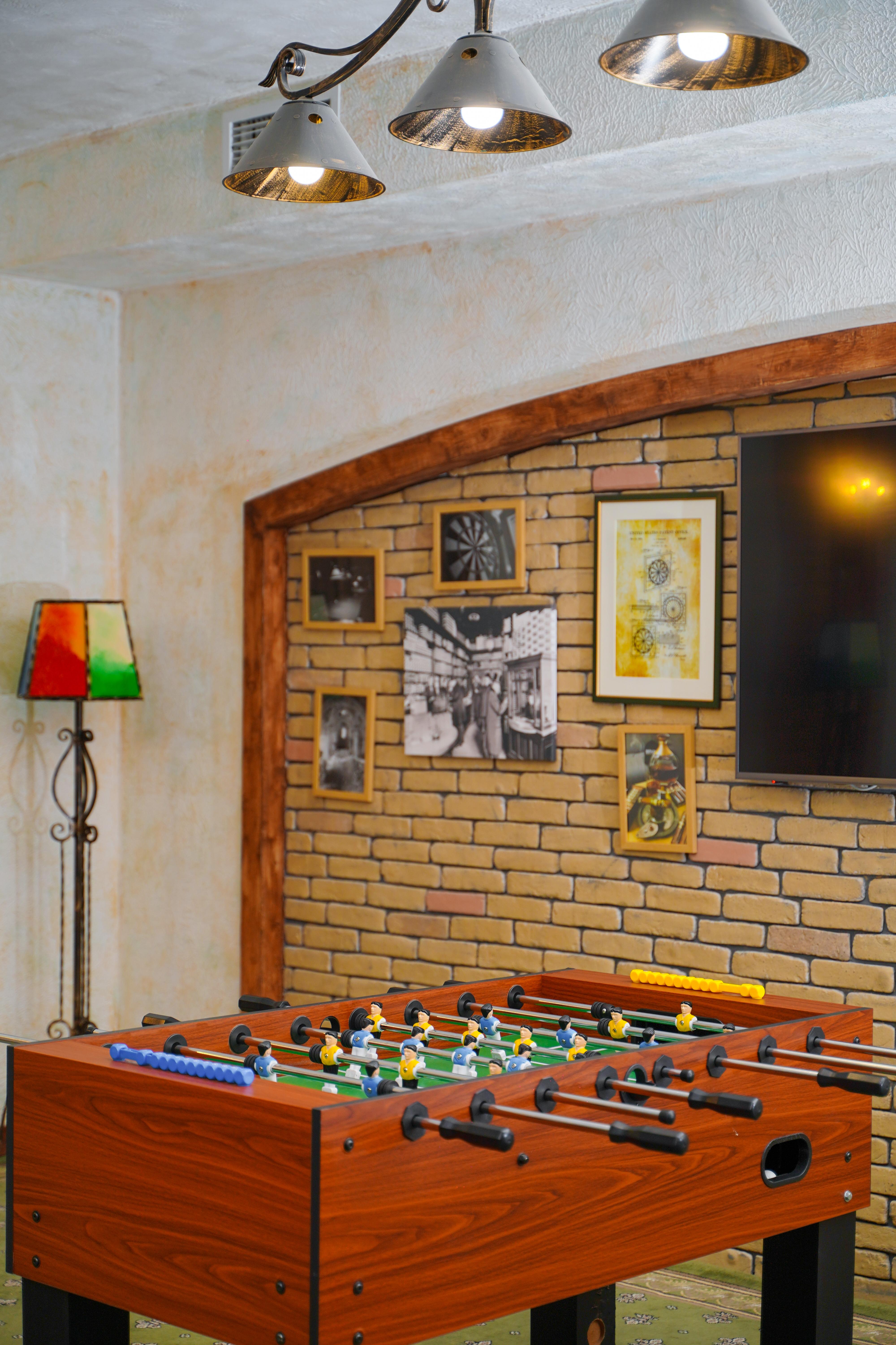 Caucasus Hotel Kasagh Esterno foto A brick wall in a home