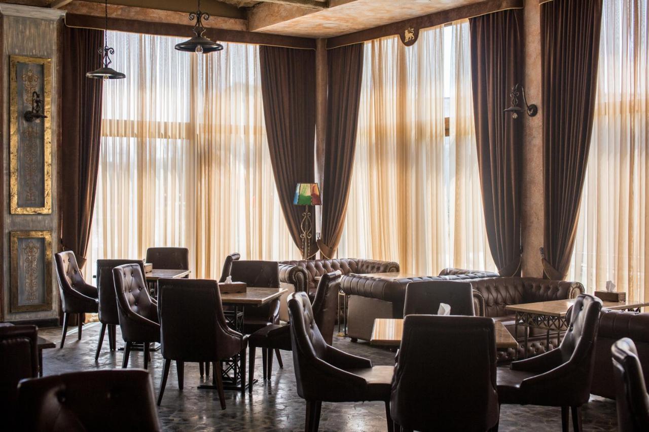 Caucasus Hotel Kasagh Esterno foto Restaurant in Yerevan